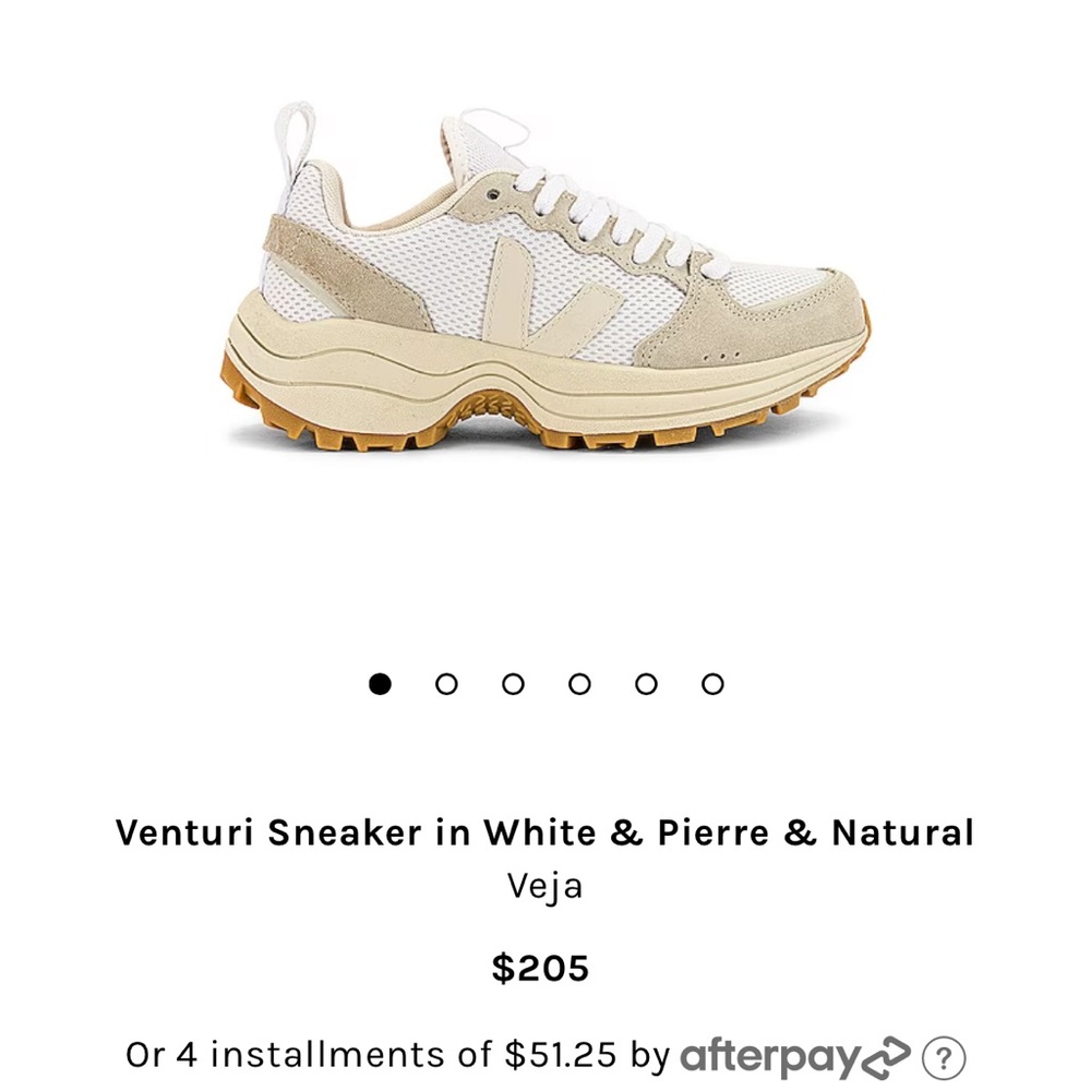 Veja Venturi Sneaker size 8